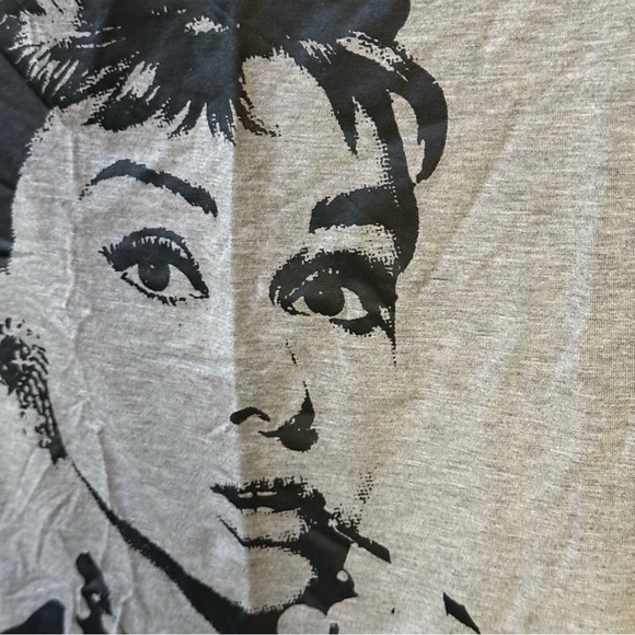 Image of Audrey Hepburn Gray Tee - Picture 3 of 4
